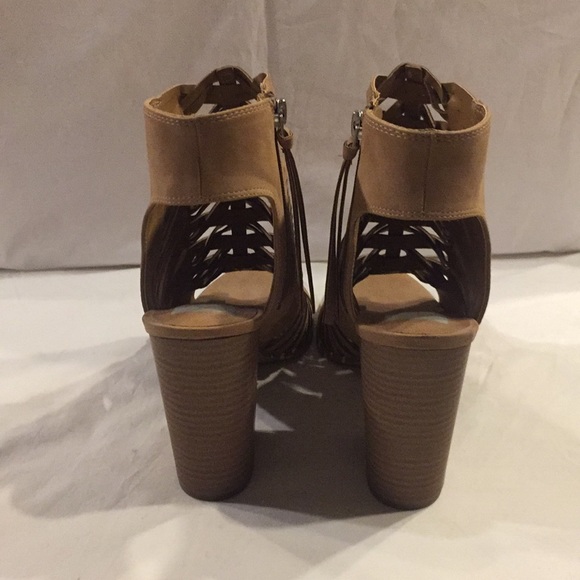 🎉Dolce Vita Shoes🎉Host Pick!! - Picture 4 of 7